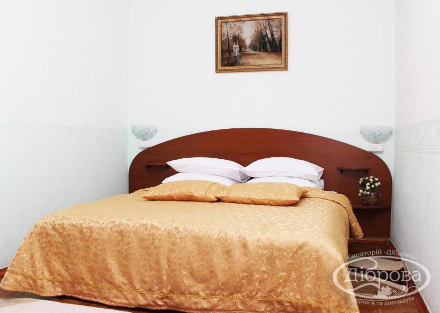 Dibrova Hotel Била Церква Екстериор снимка