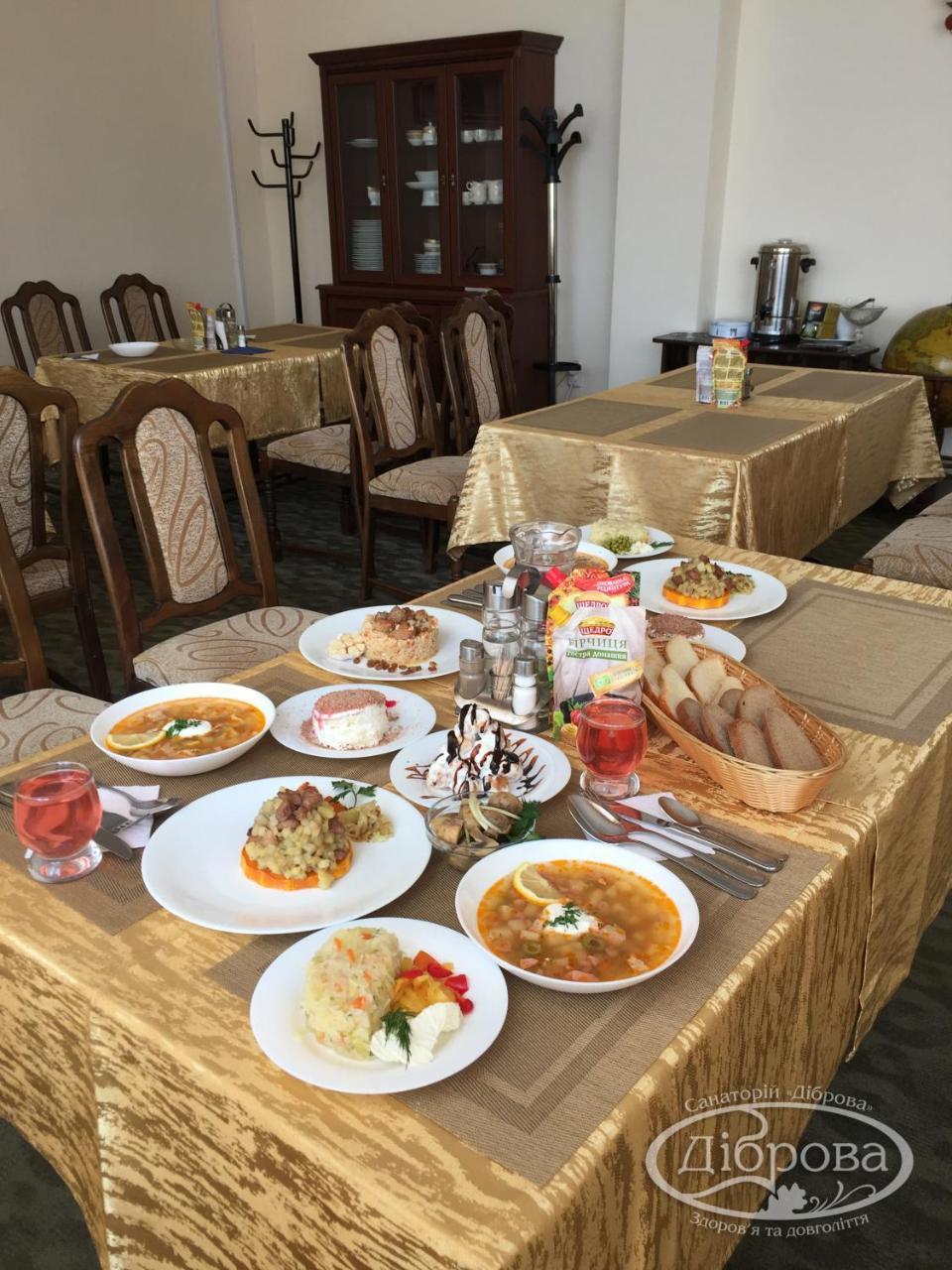 Dibrova Hotel Била Церква Екстериор снимка